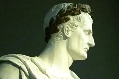 Statue de jules césar Scénario Mission Lupercales